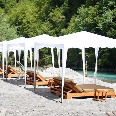 Park Blini Shala River Moll' e Shoshit Luaran gambar